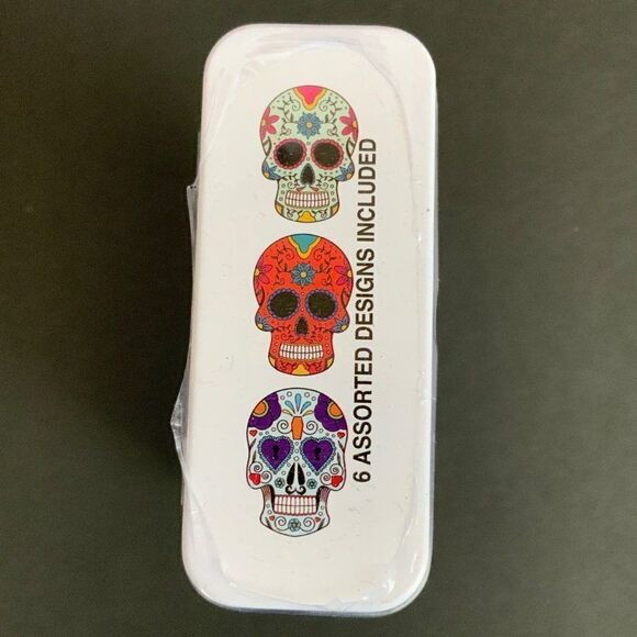 Sugar Skull Bandages Adhesive Strips Tin Box 50 Count Dia de los Muertos - Picture 5 of 6